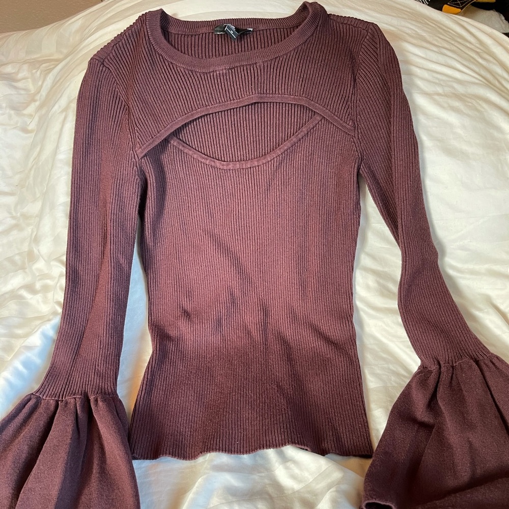Bell sleeve G by Guess top